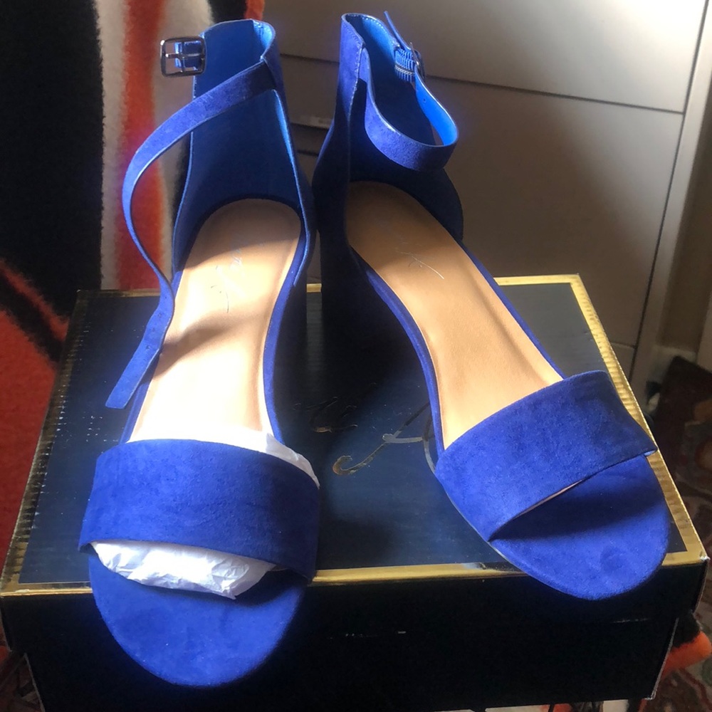 New in box. Blue suede sandals. 9m Mari A.